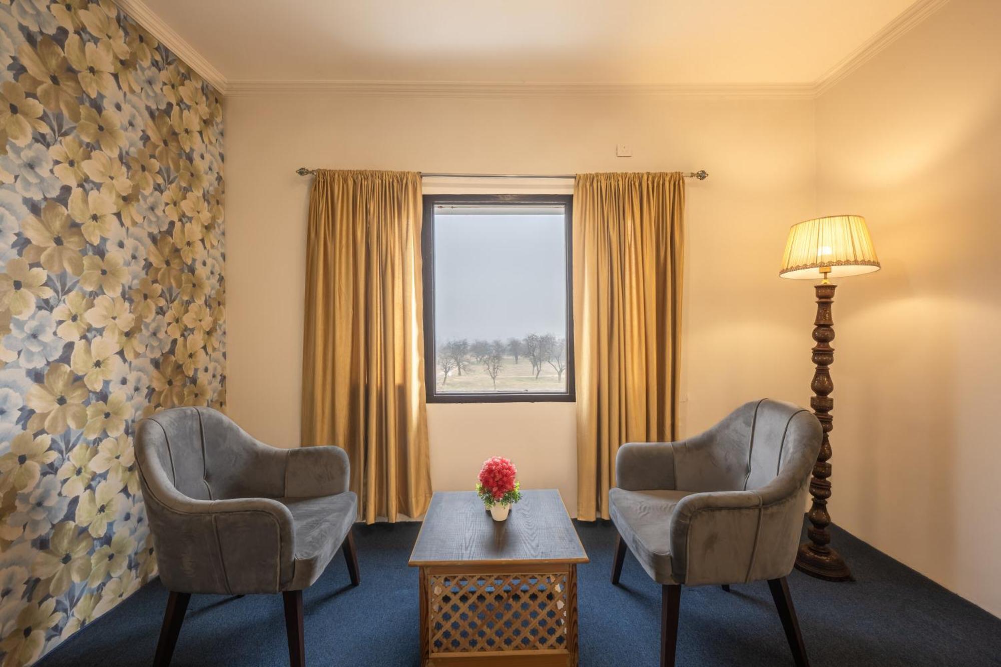 Echor Kashmir Holidays Resort Srinagar Buitenkant foto